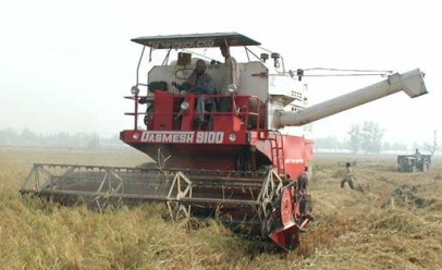 harvesting IndianCombine