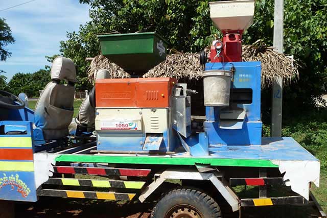 mobile-rice-mill-in-cambodia
